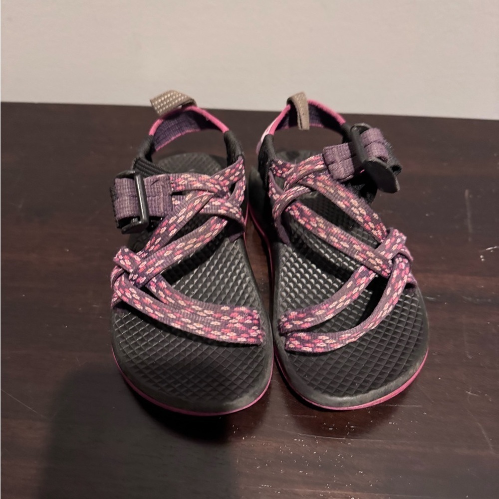 Chaco Kids Sandals in Black and Pink - Picture 2 of 4